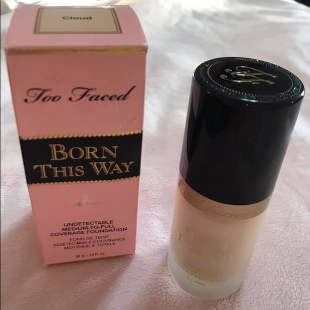 Too Faced Born This Way Foundation